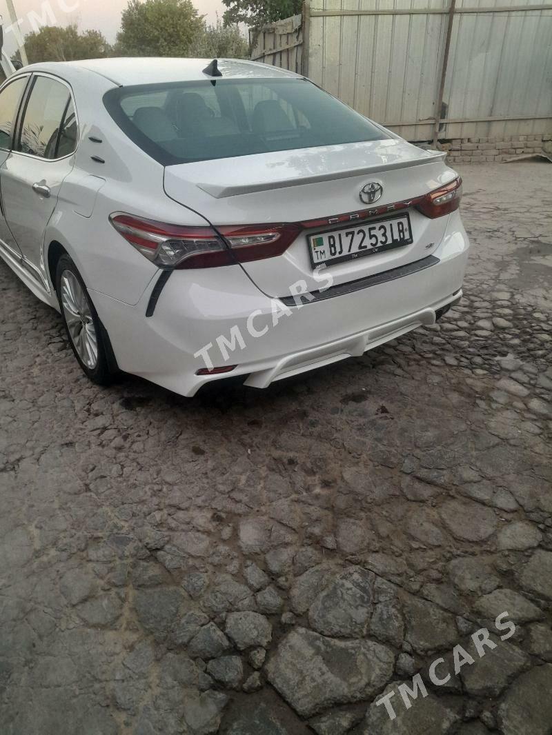 Toyota Camry 2017 - 320 000 TMT - Фарап - img 5
