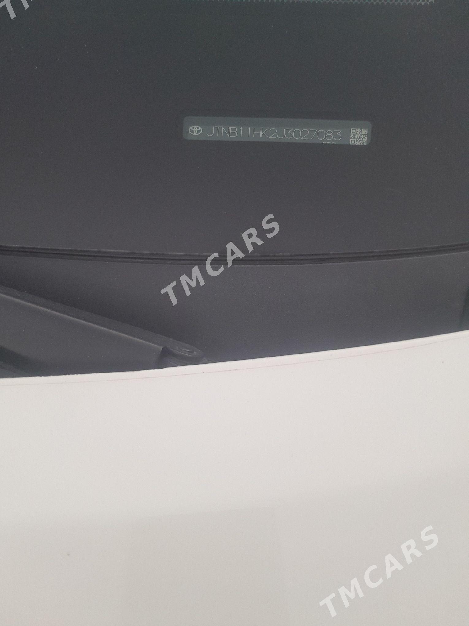 Toyota Camry 2017 - 320 000 TMT - Фарап - img 8