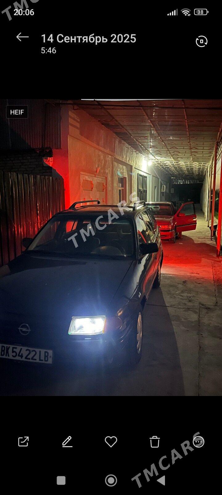 Opel Astra 1992 - 35 000 TMT - Dänew - img 5