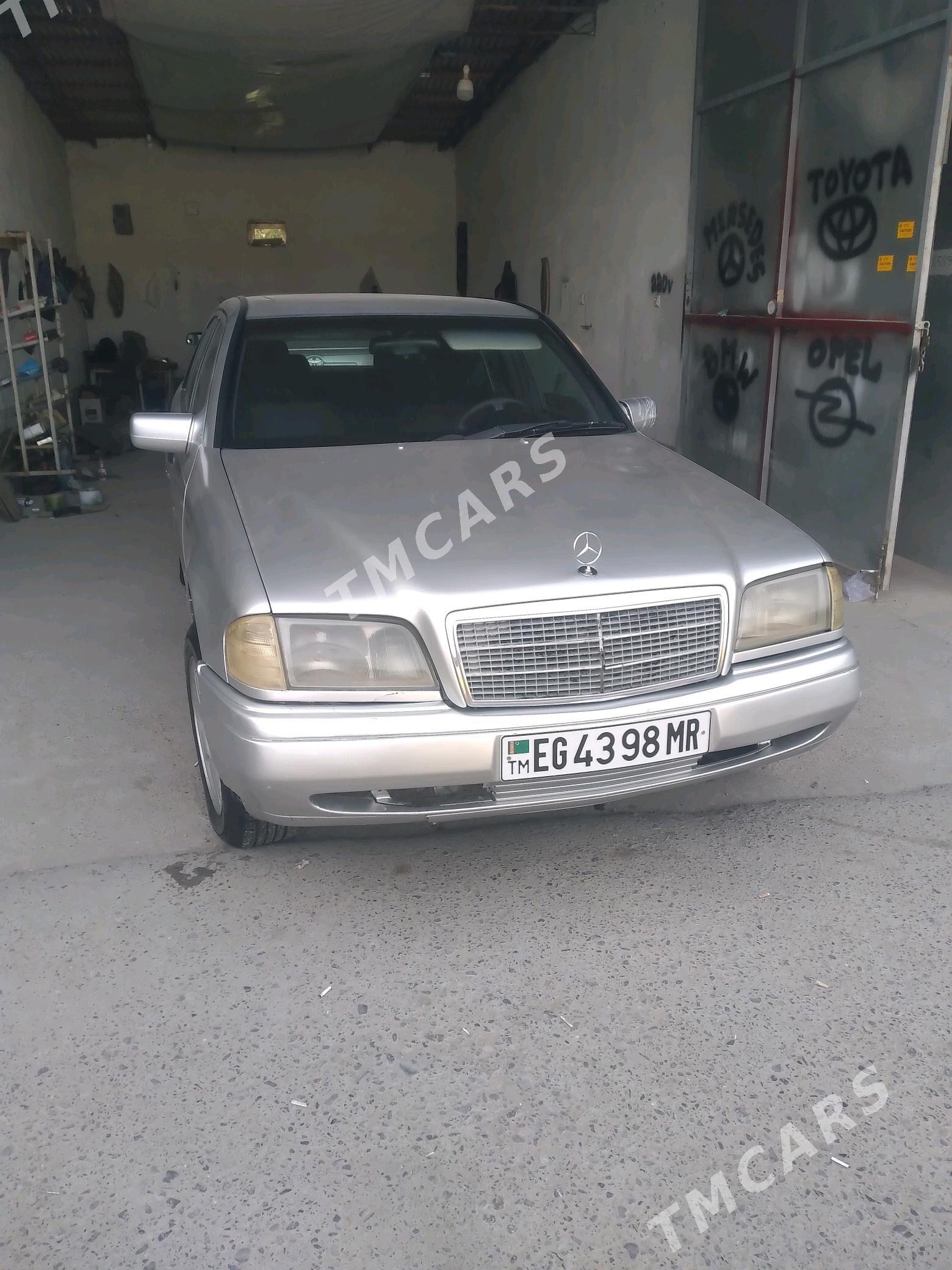 Mercedes-Benz 230E 1995 - 70 000 TMT - Мары - img 4