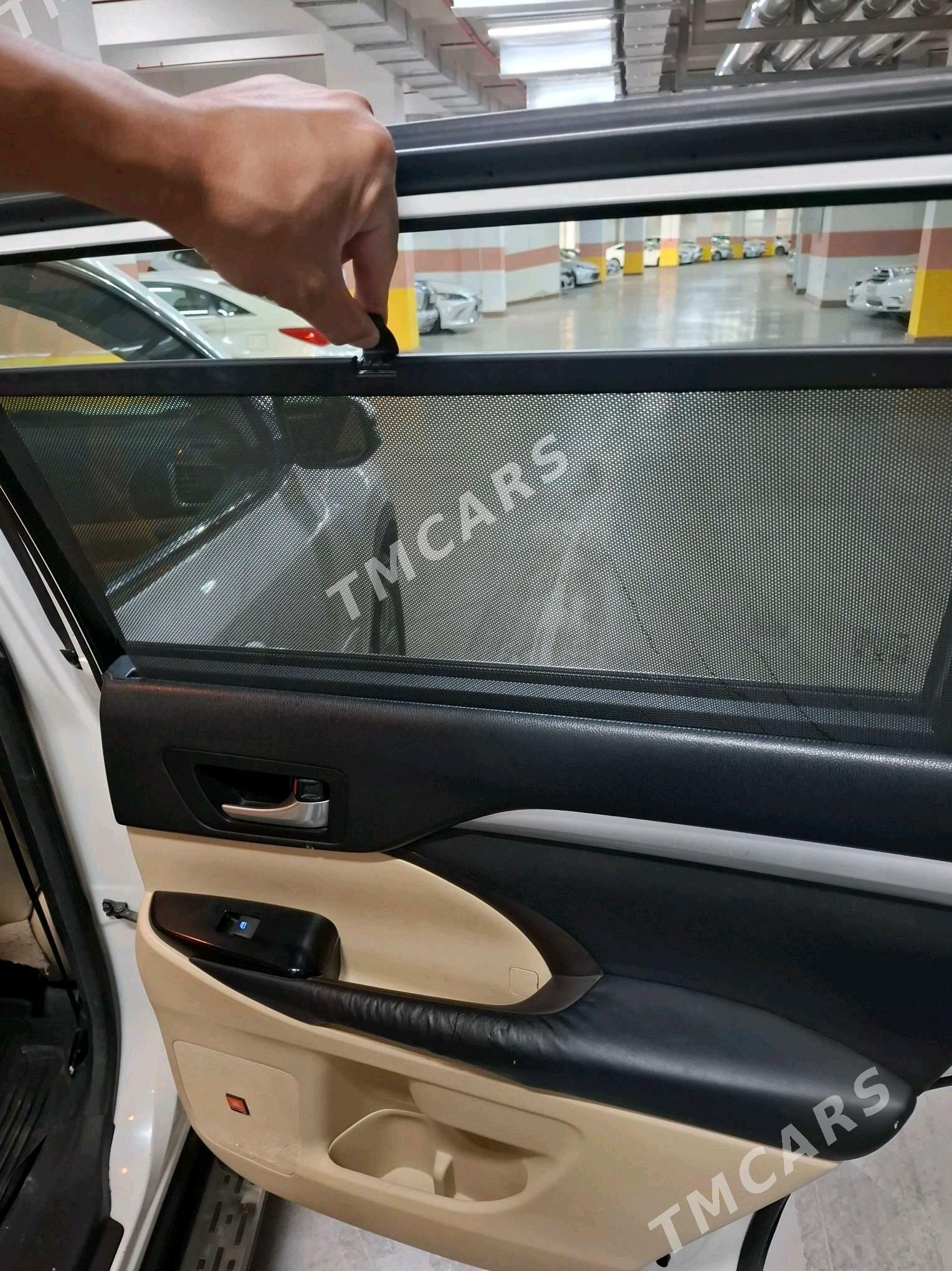Toyota Highlander 2019 - 420 000 TMT - Aşgabat - img 3