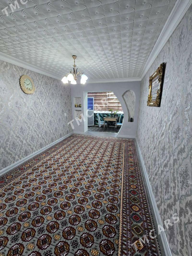9 микр.4/2 эт.3 комн. - Aşgabat - img 8