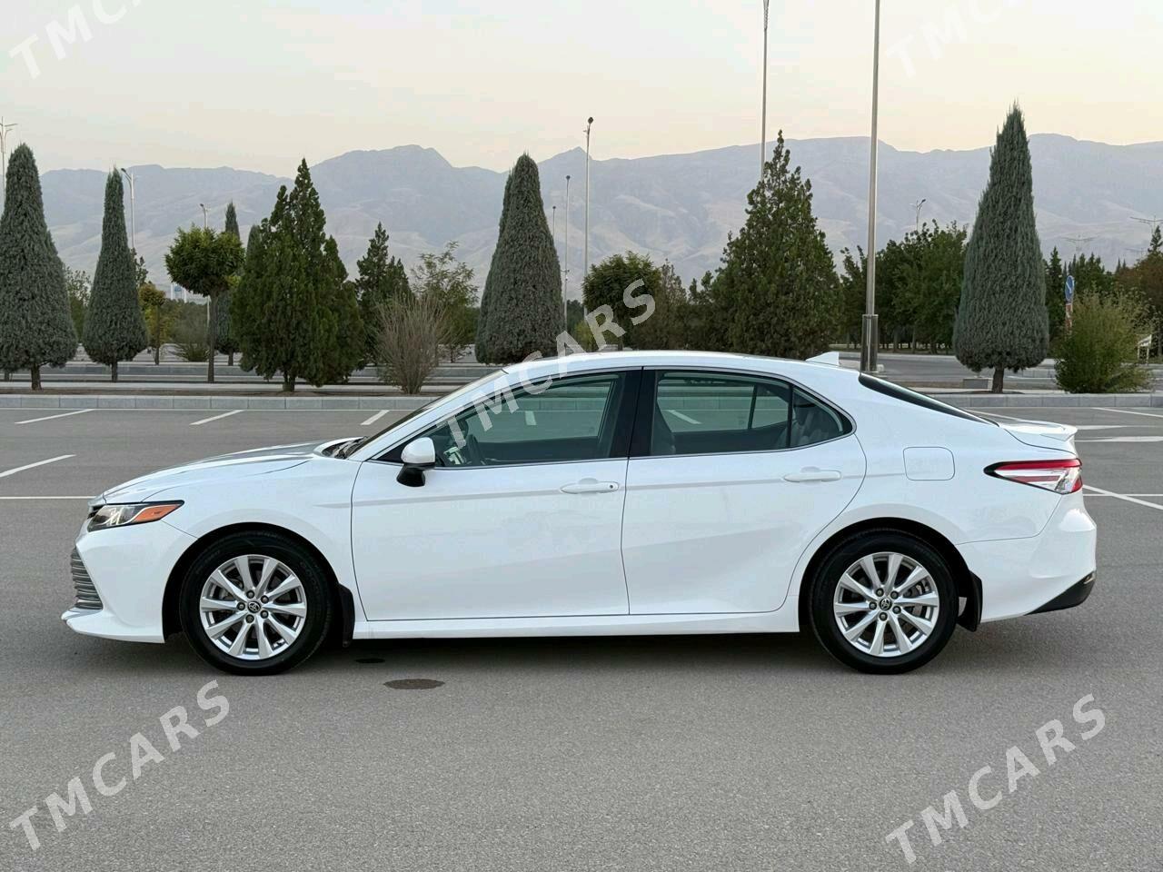 Toyota Camry 2020 - 319 000 TMT - Ашхабад - img 6