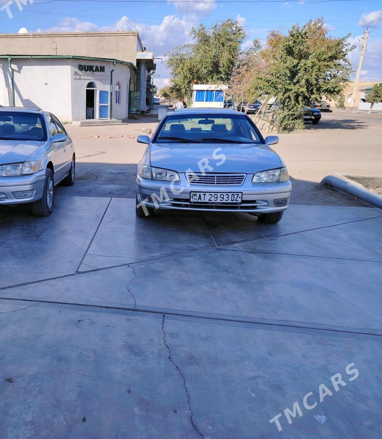 Toyota Camry 2001 - 135 000 TMT - Gubadag - img 5