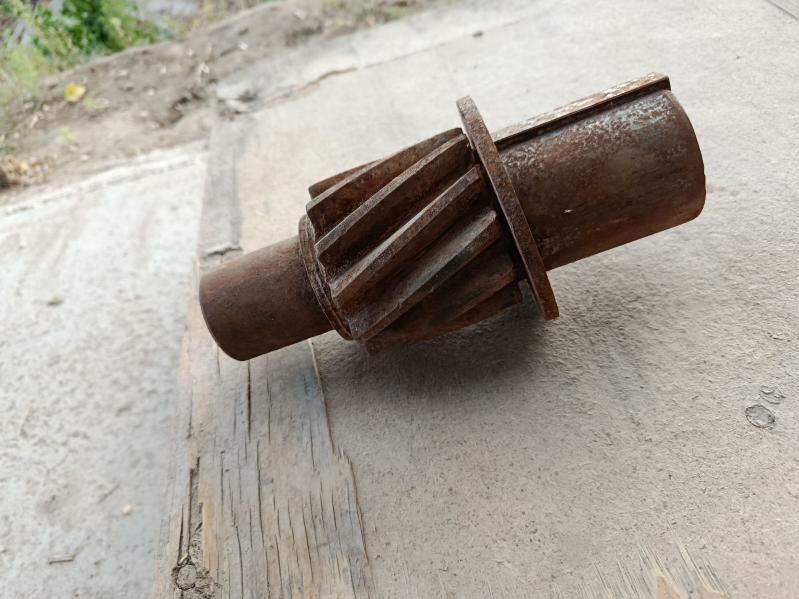 Ural reduktr 12 zub 1 500 TMT - Boldumsaz - img 2