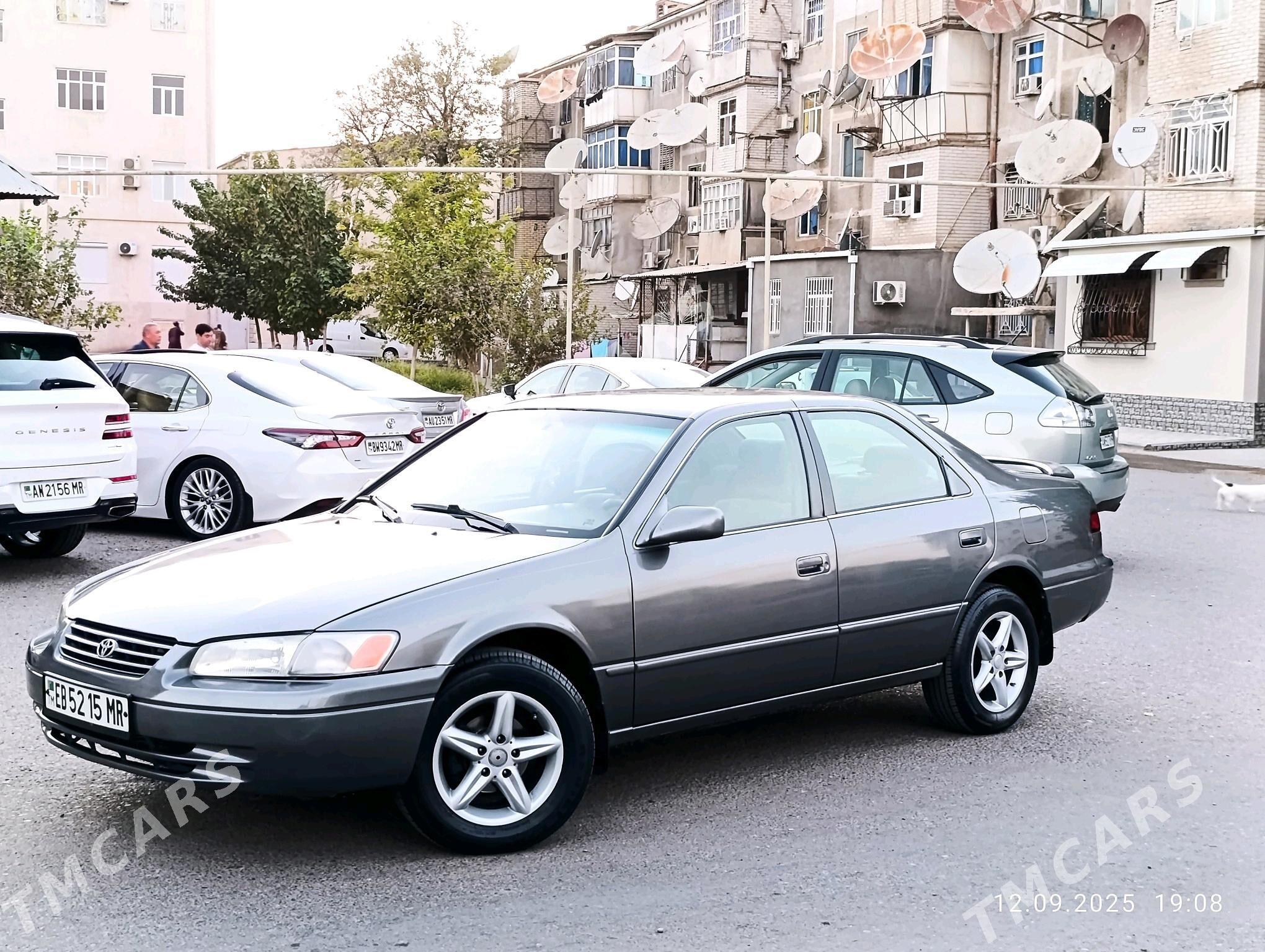 Toyota Camry 1999 - 125 000 TMT - Мары - img 6