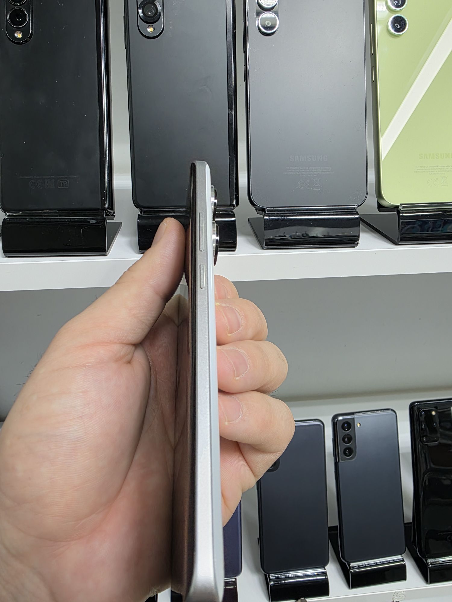 N9TE 13 PRO PLUS 18/512 GB - Garaşsyzlygyň 15 ýyllygy Söwda Merkezi - img 5