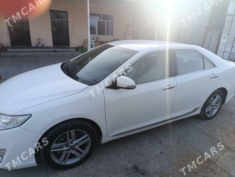 Toyota Camry 2013 - 250 000 TMT - Гарадамак Шор - img 6