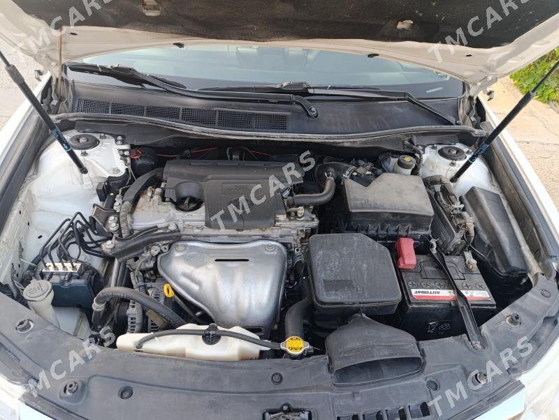 Toyota Camry 2013 - 250 000 TMT - Гарадамак Шор - img 3