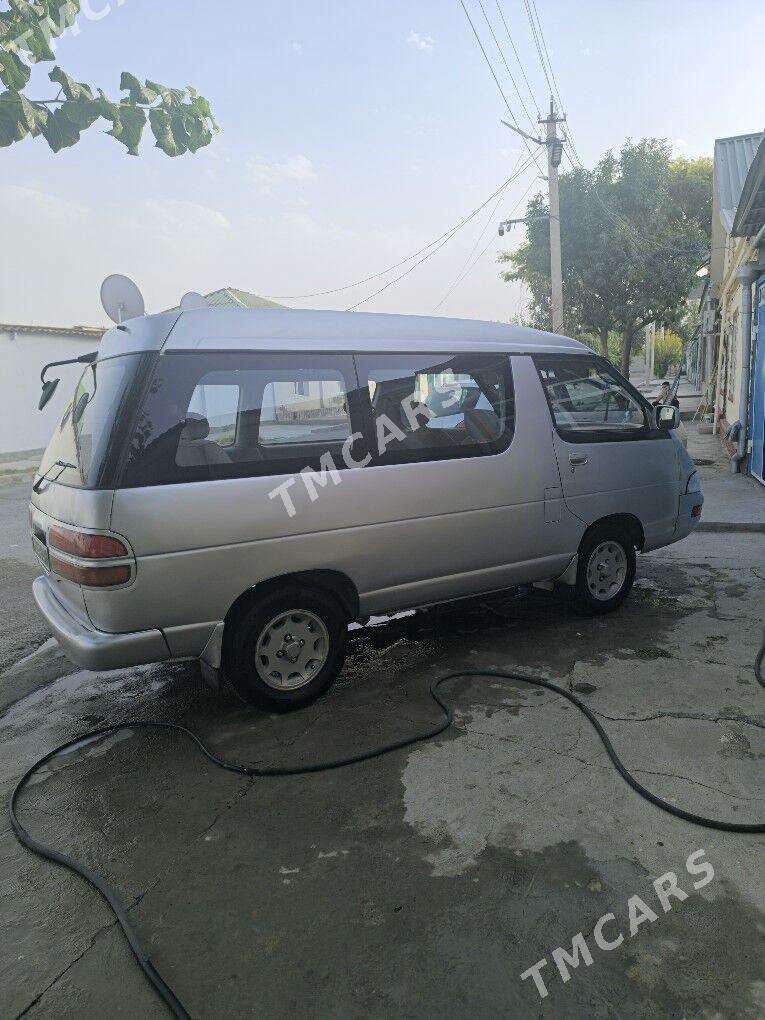 Toyota Hiace 1999 - 45 000 TMT - Ашхабад - img 3