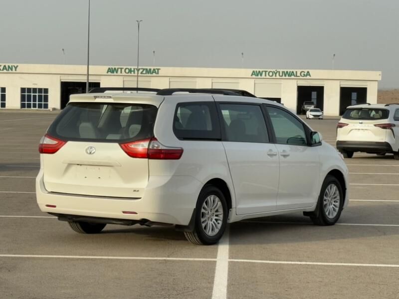 Toyota Sienna 2017 - 379 000 TMT - Ашхабад - img 3