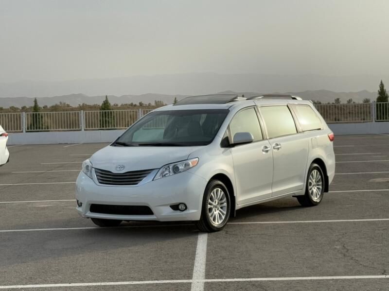 Toyota Sienna 2017 - 379 000 TMT - Ашхабад - img 8