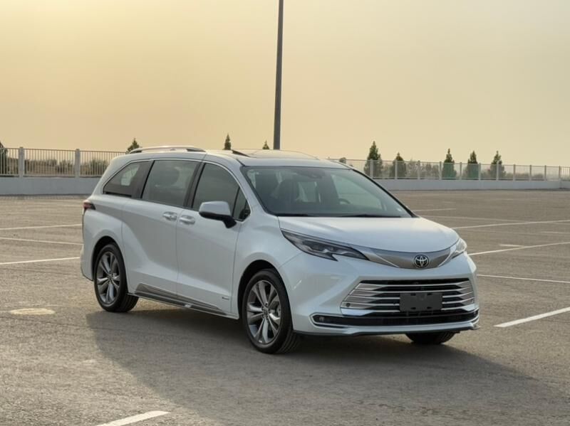 Toyota Sienna 2025 - 1 472 000 TMT - Aşgabat - img 2