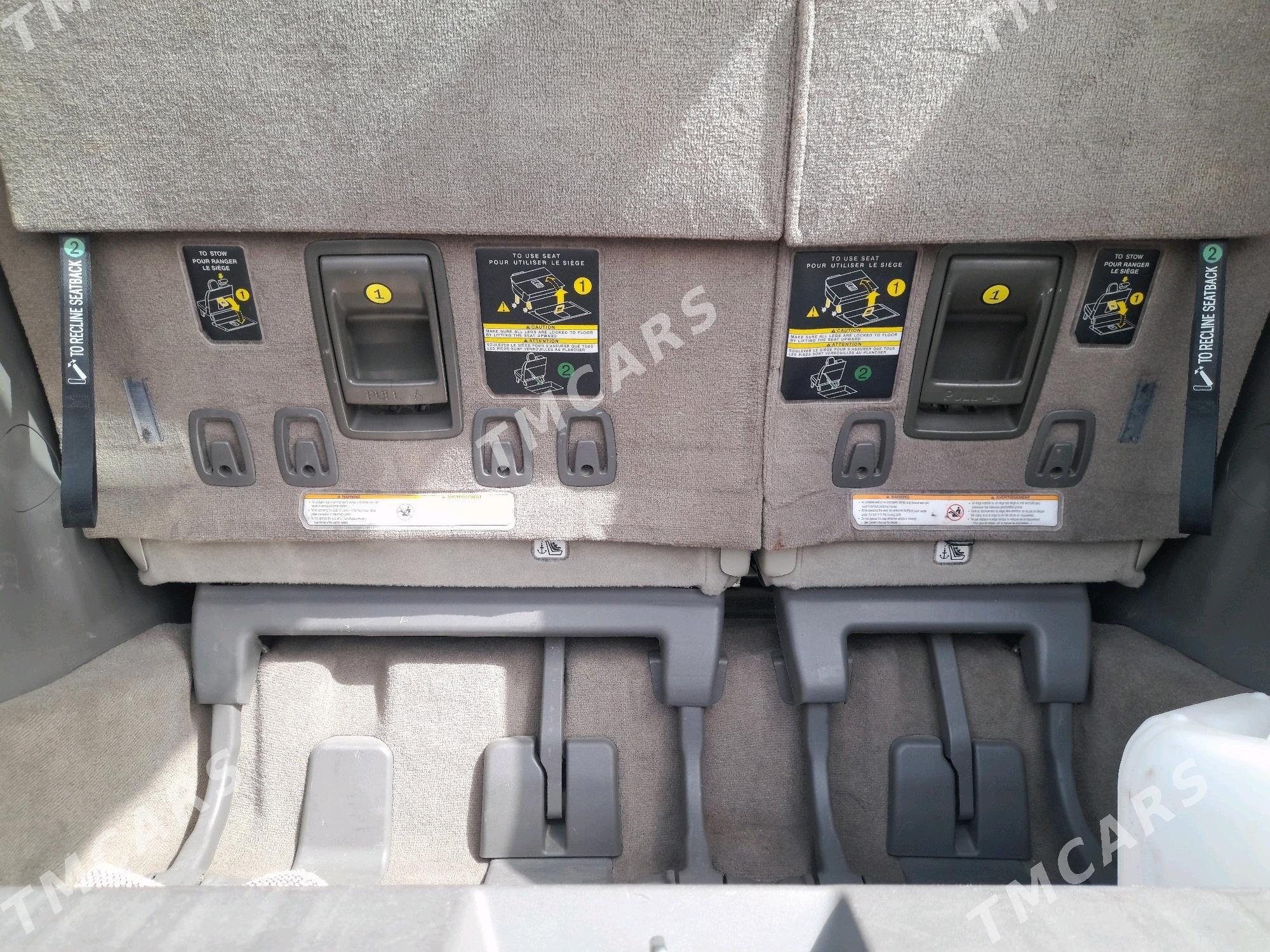Toyota Sienna 2017 - 365 000 TMT - Gökdepe - img 6