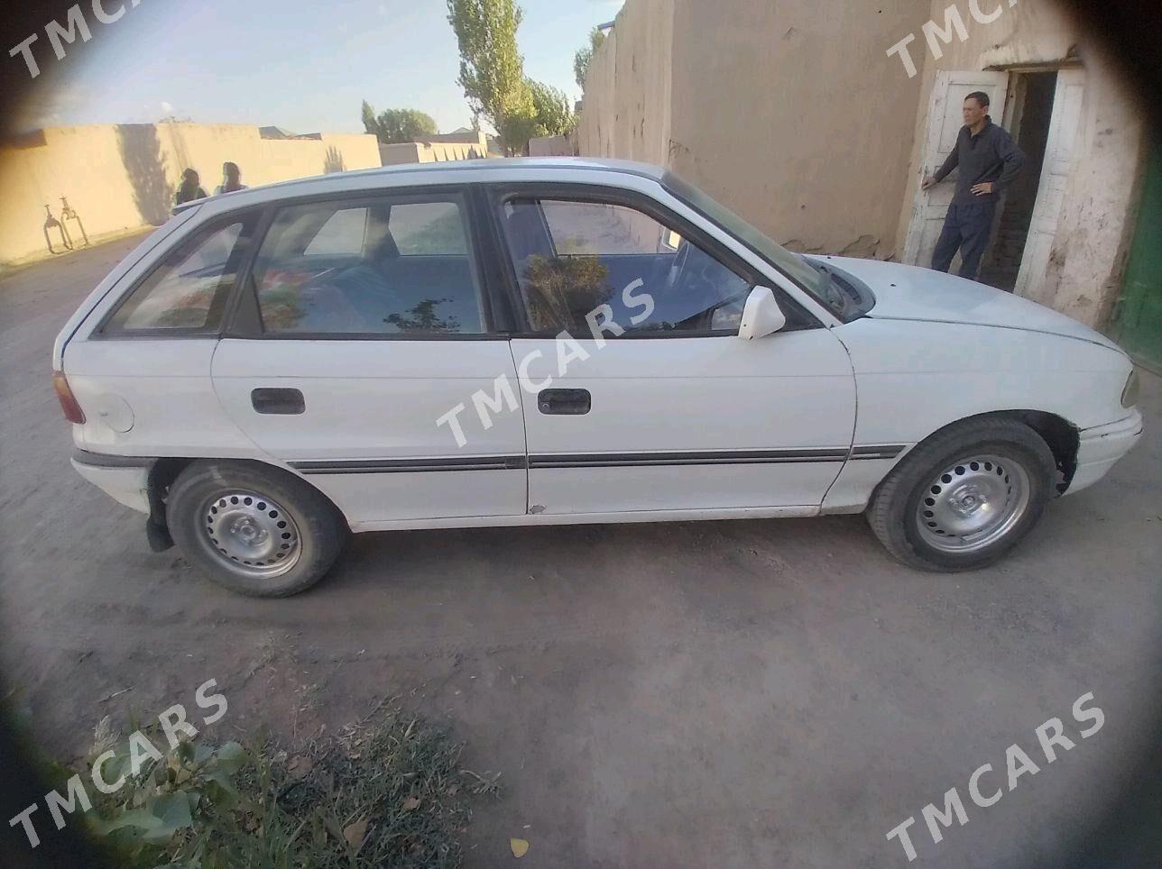 Opel Astra 1992 - 26 000 TMT - Şabat etr. - img 4