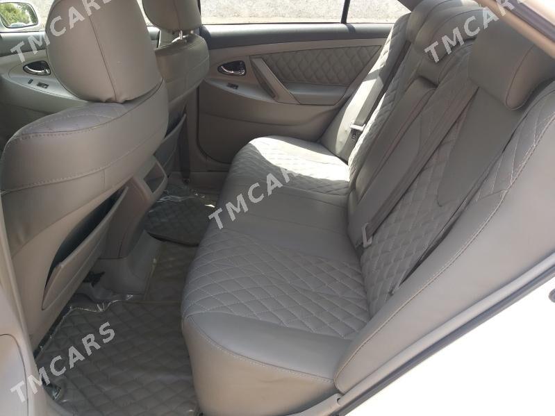 Toyota Camry 2011 - 182 000 TMT - Ким район - img 8