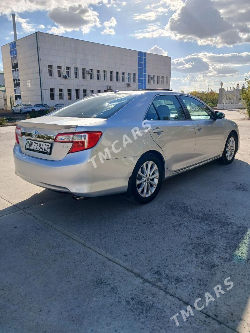 Toyota Camry 2012 - 260 000 TMT - Дашогуз - img 2