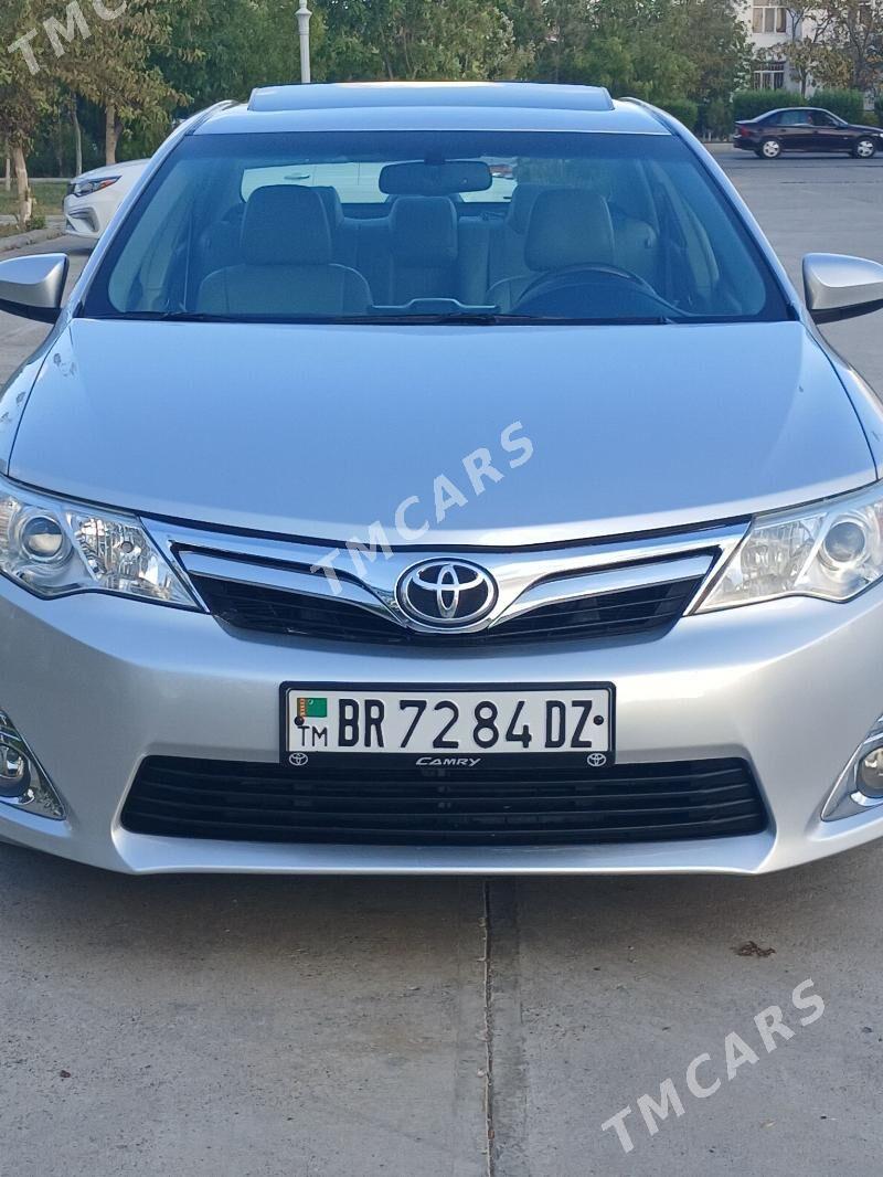 Toyota Camry 2012 - 260 000 TMT - Дашогуз - img 5