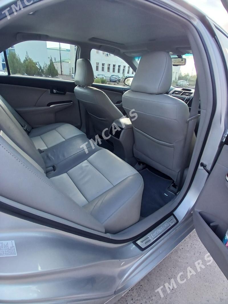 Toyota Camry 2012 - 260 000 TMT - Дашогуз - img 9