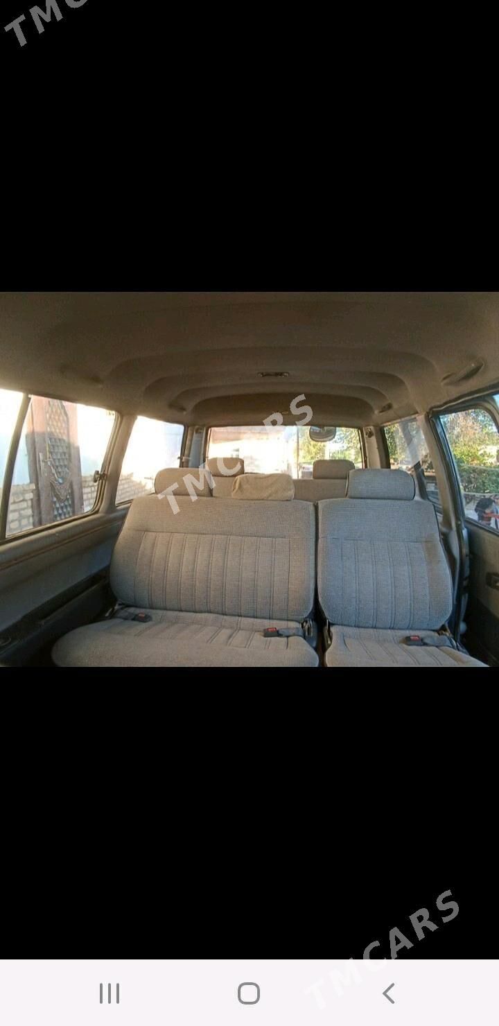 Toyota Hiace 1995 - 33 000 TMT - Туркменгала - img 3