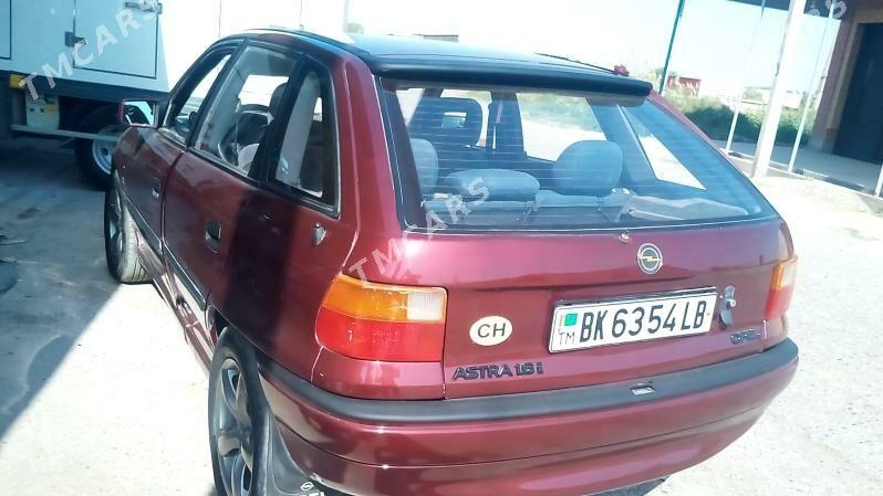 Opel Astra 1992 - 35 000 TMT - Çärjew - img 3