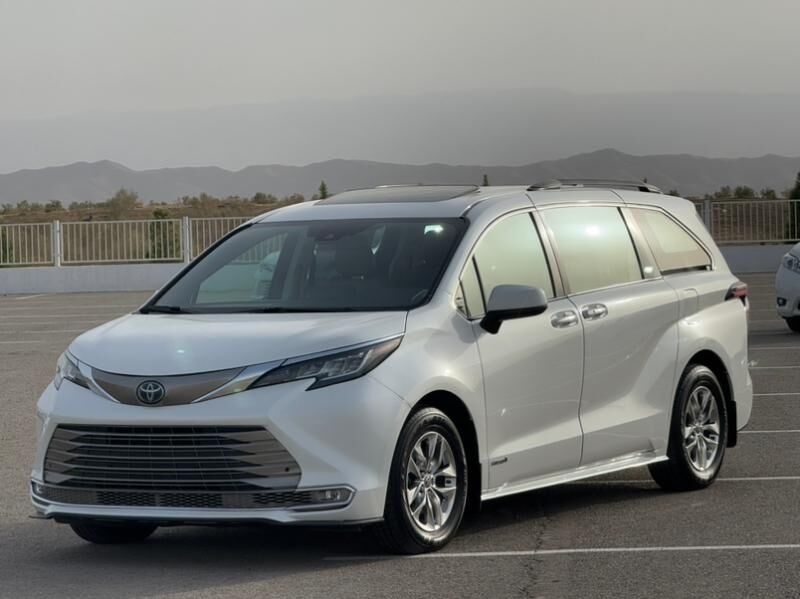 Toyota Sienna 2021 - 535 000 TMT - Aşgabat - img 10
