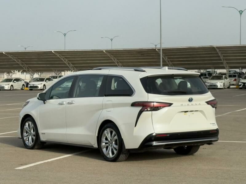 Toyota Sienna 2021 - 766 000 TMT - Aşgabat - img 9