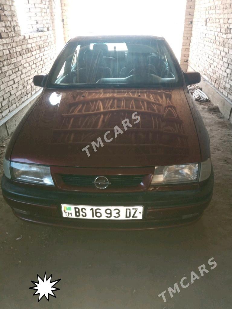 Opel Vectra 1994 - 48 000 TMT - етр. Туркменбаши - img 3