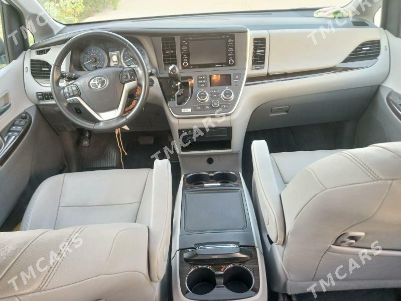 Toyota Sienna 2019 - 612 000 TMT - Аркадаг - img 4