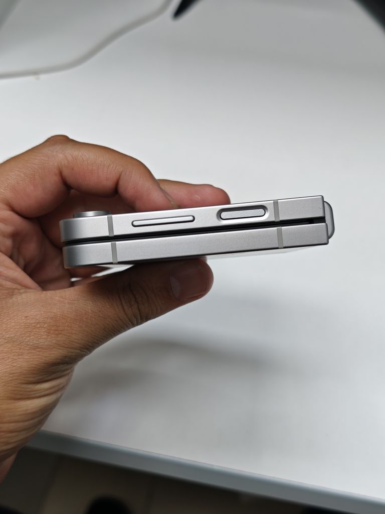 Samsung Z flip 6 12/256gb - Багир - img 4