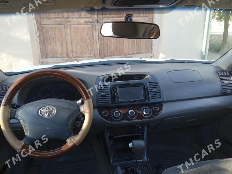 Toyota Camry 2005 - 126 000 TMT - Акдепе - img 2