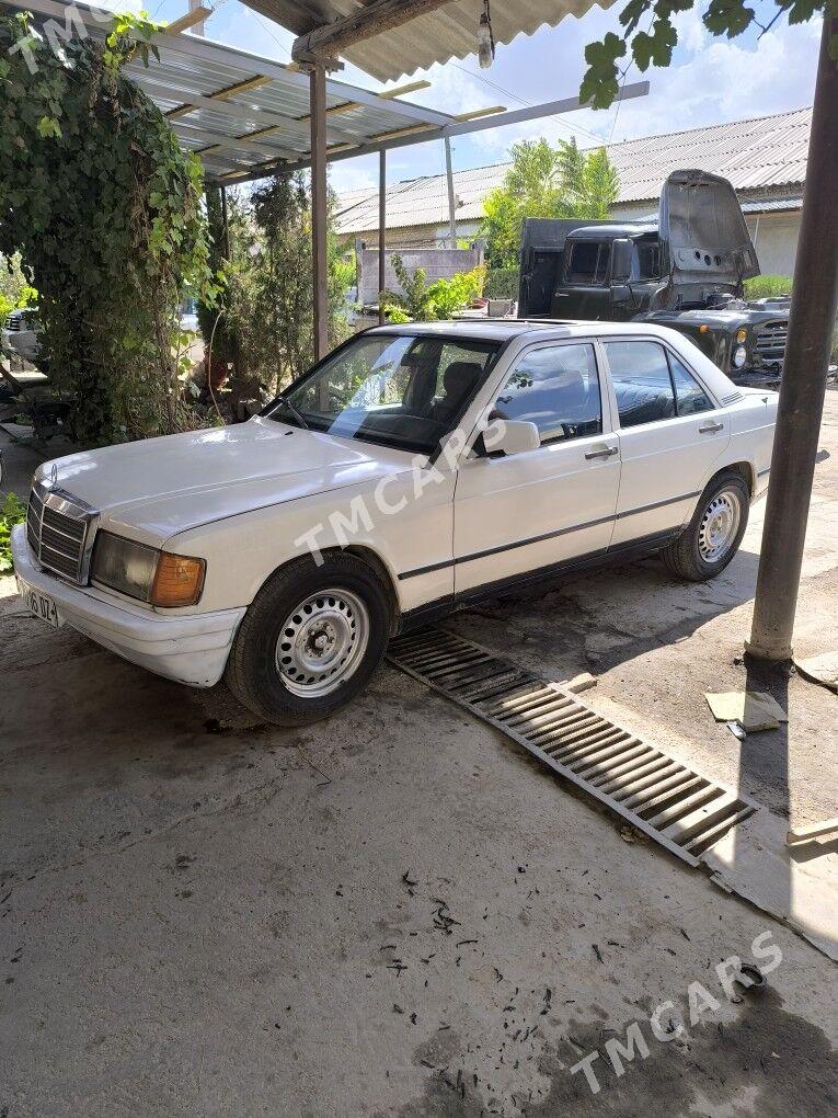 Mercedes-Benz 190E 1993 - 26 000 TMT - Дашогуз - img 3