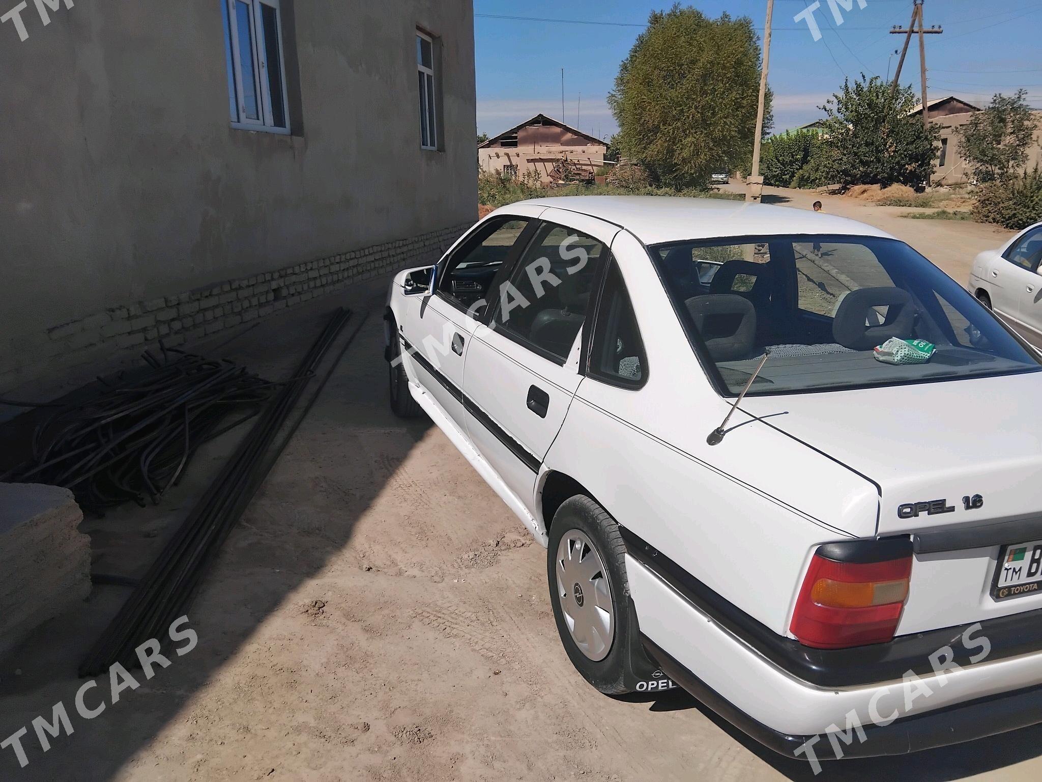 Opel Vectra 1992 - 33 000 TMT - Дашогуз - img 2