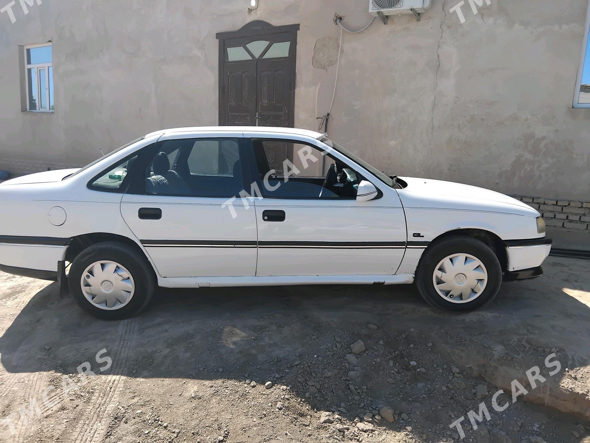 Opel Vectra 1992 - 33 000 TMT - Дашогуз - img 4