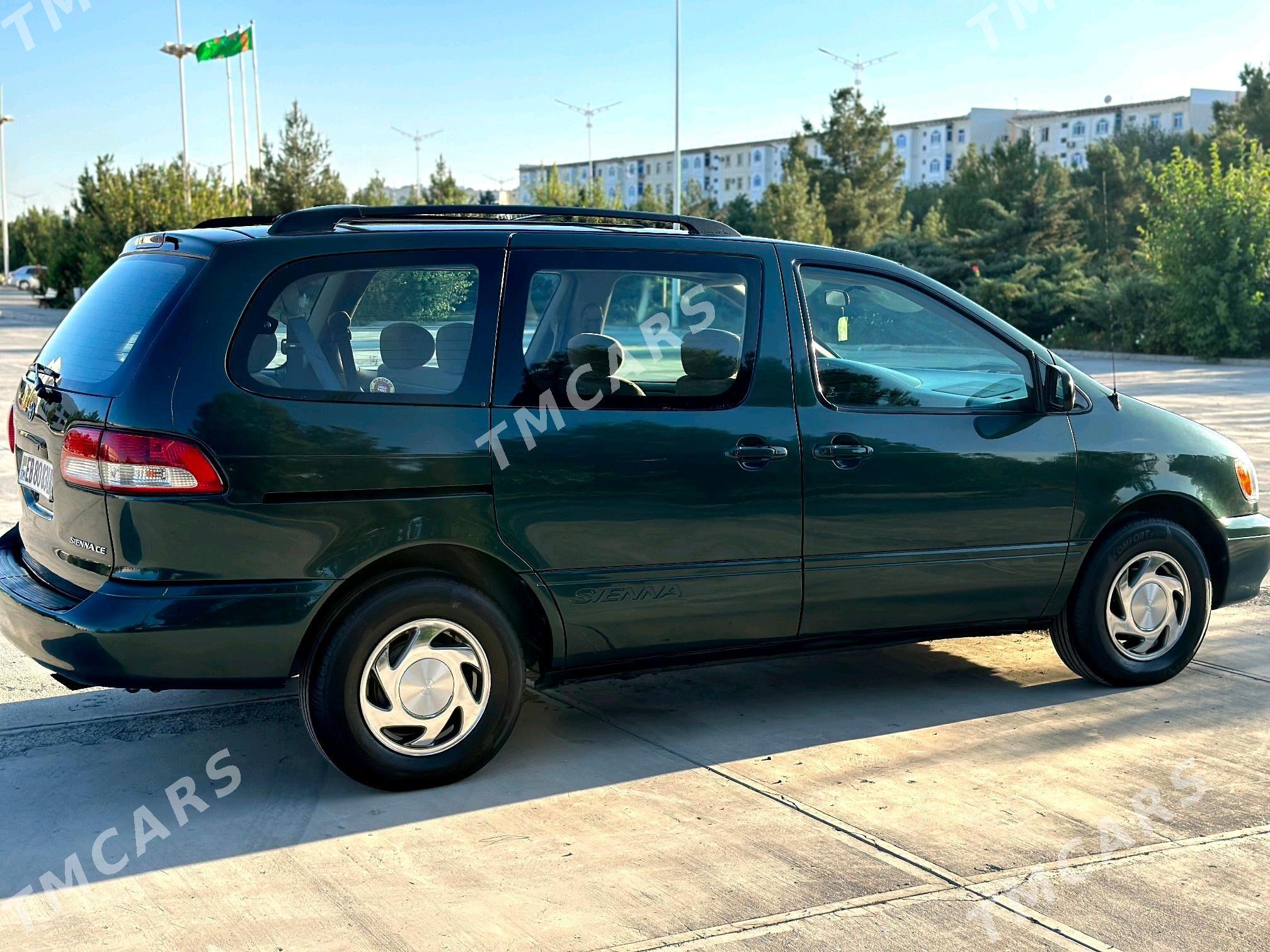 Toyota Sienna 2002 - 170 000 TMT - Türkmenabat - img 4