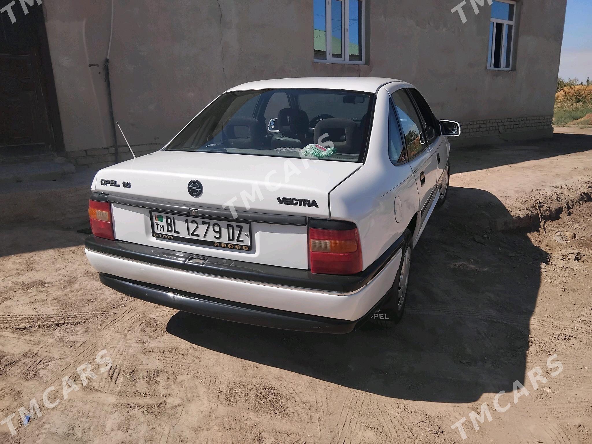 Opel Vectra 1992 - 33 000 TMT - Дашогуз - img 3