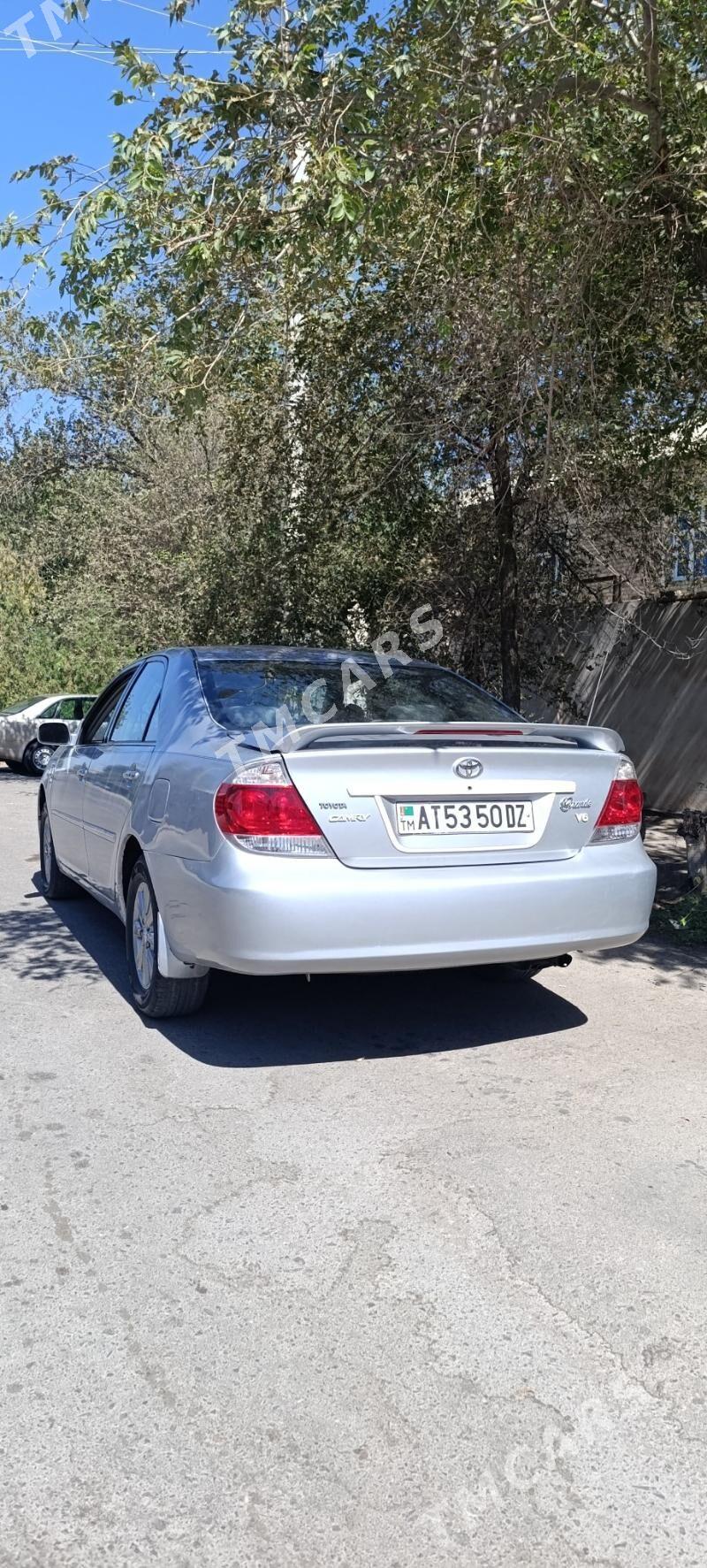 Toyota Camry 2004 - 124 000 TMT - Дашогуз - img 2
