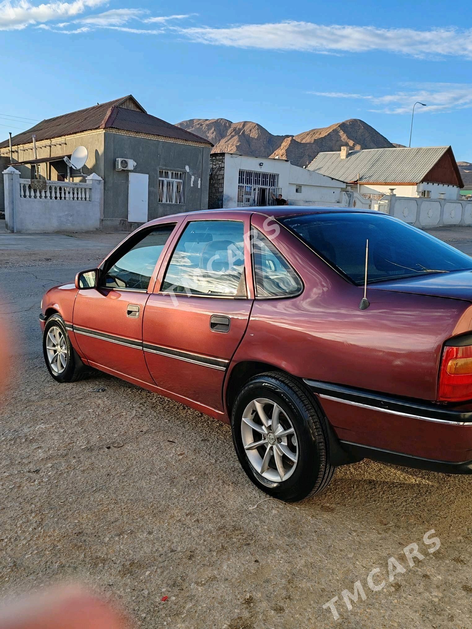 Opel Vectra 1992 - 36 000 TMT - Balkanabat - img 5