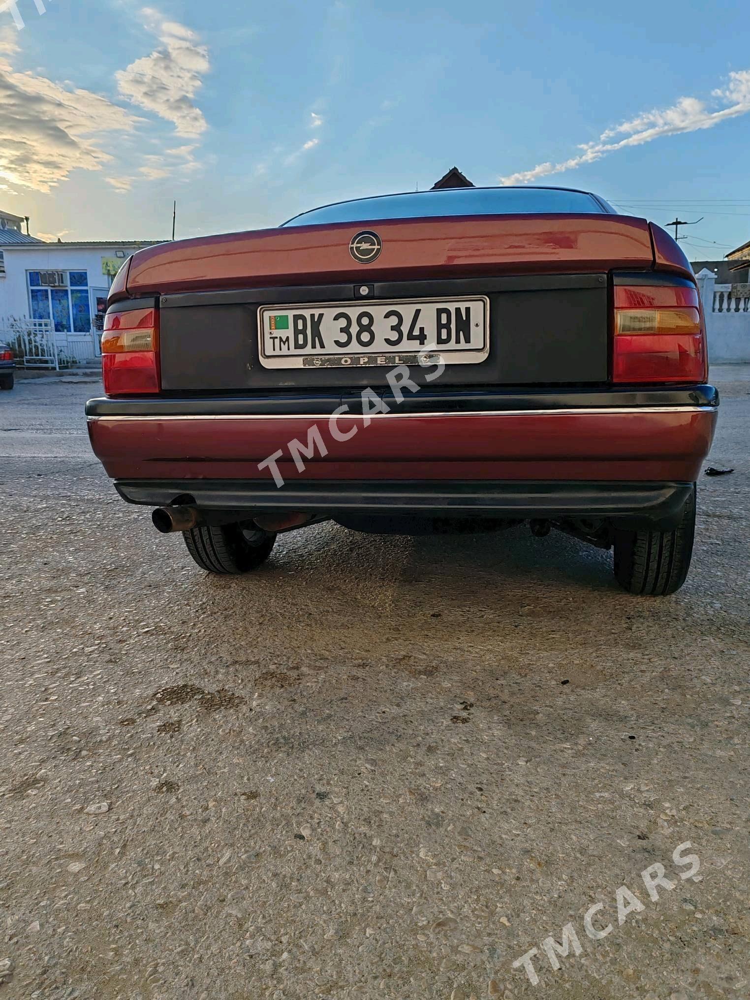 Opel Vectra 1992 - 36 000 TMT - Balkanabat - img 3