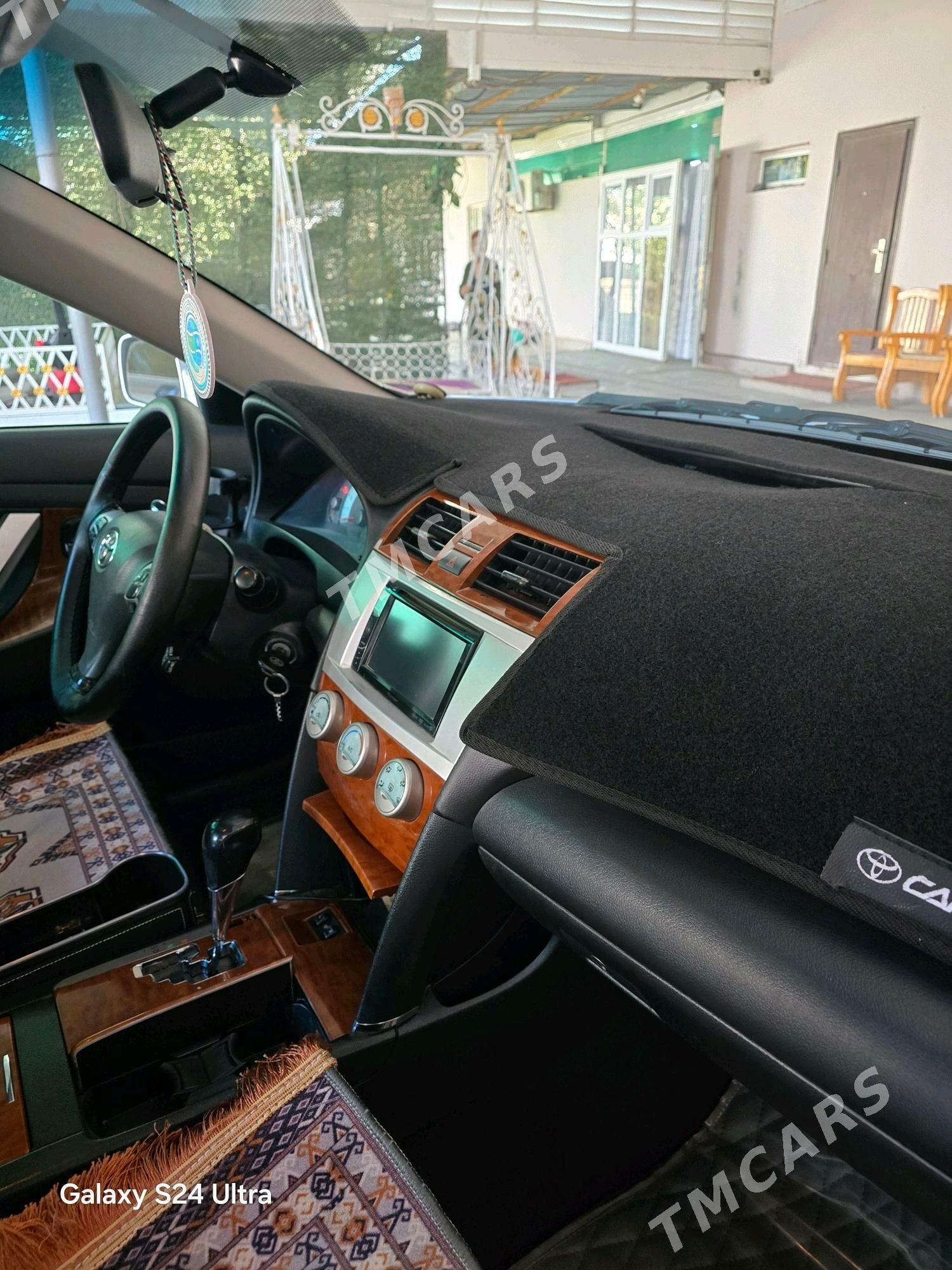 Toyota Camry 2008 - 190 000 TMT - Ак-Бугдайский этрап - img 2