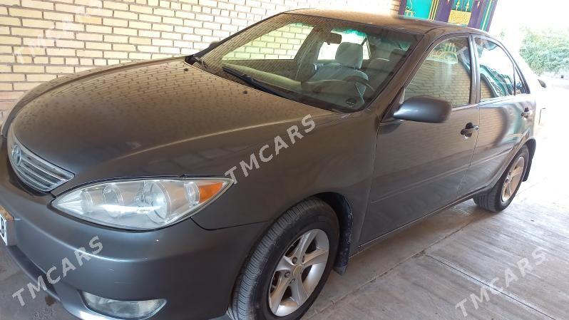 Toyota Camry 2004 - 140 000 TMT - Халач - img 2