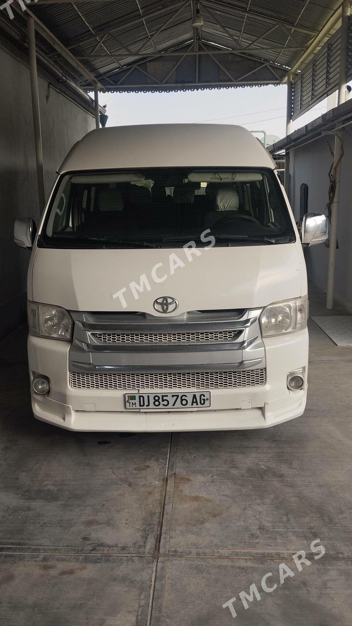 Toyota Hiace 2014 - 400 000 TMT - Büzmeýin - img 3