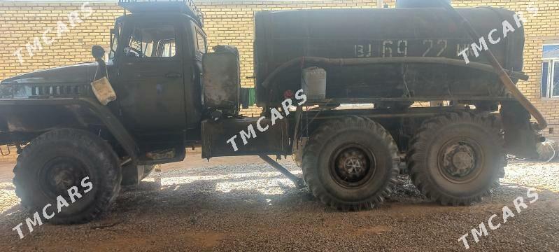 Ural 4320 1983 - 260 000 TMT - Sakarçäge - img 2