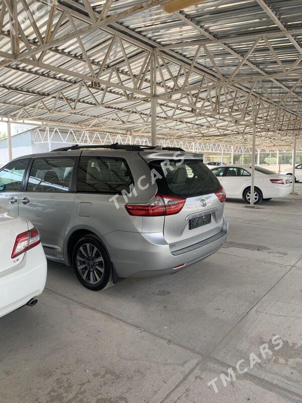 Toyota Sienna 2020 - 470 000 TMT - Aşgabat - img 4