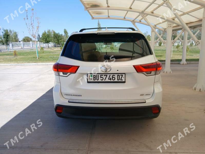 Toyota Highlander 2018 - 410 000 TMT - Daşoguz - img 5
