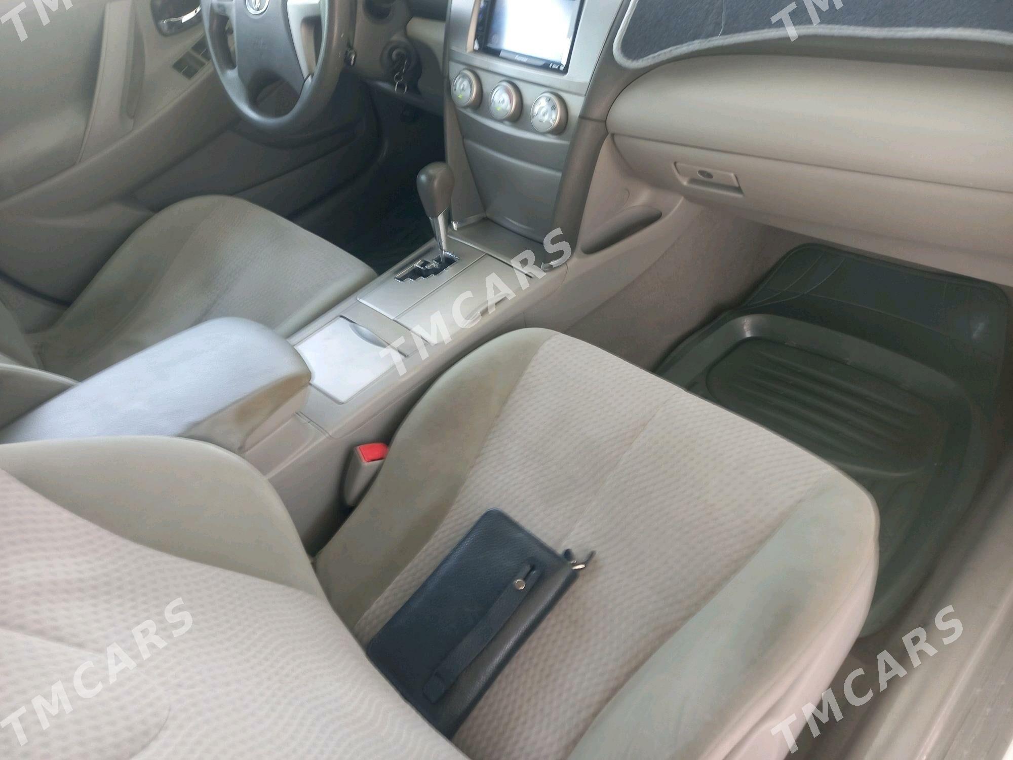 Toyota Camry 2010 - 220 000 TMT - Aşgabat - img 5
