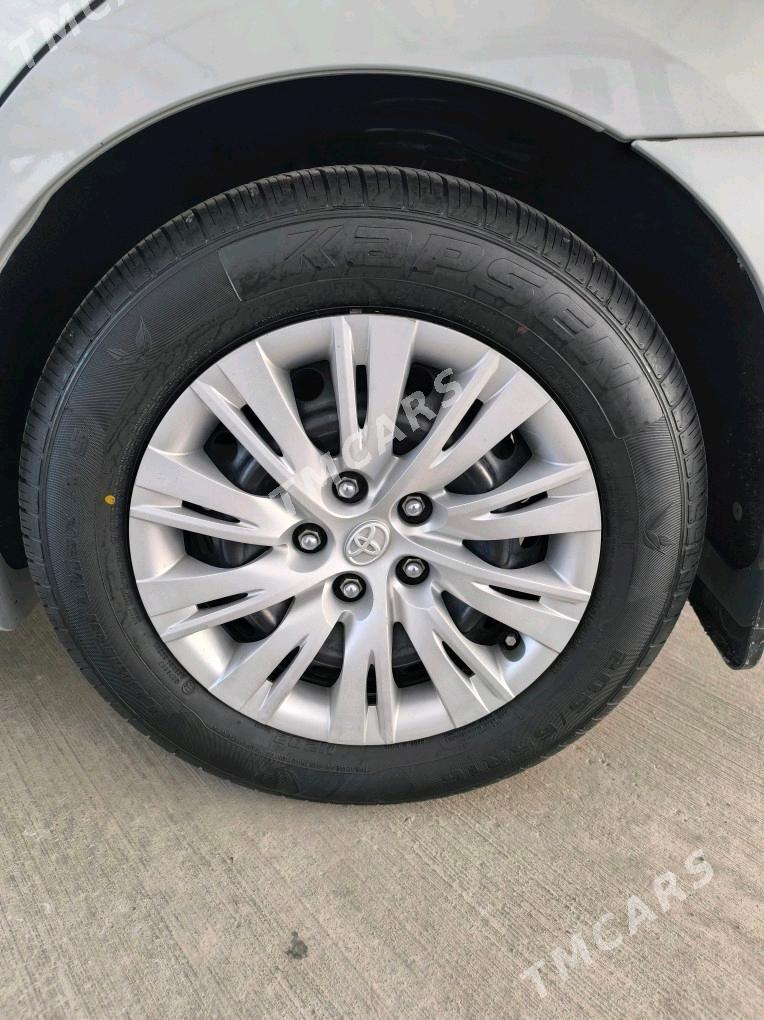 Toyota Camry 2014 - 243 000 TMT - Дашогуз - img 10