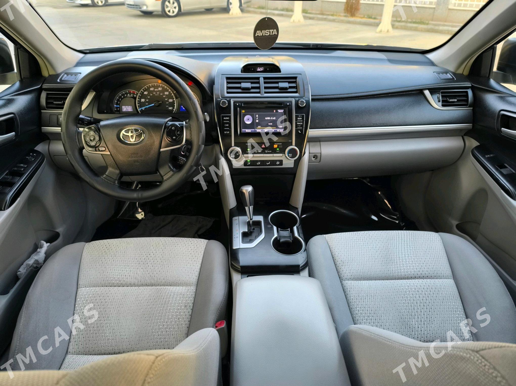 Toyota Camry 2014 - 243 000 TMT - Дашогуз - img 6