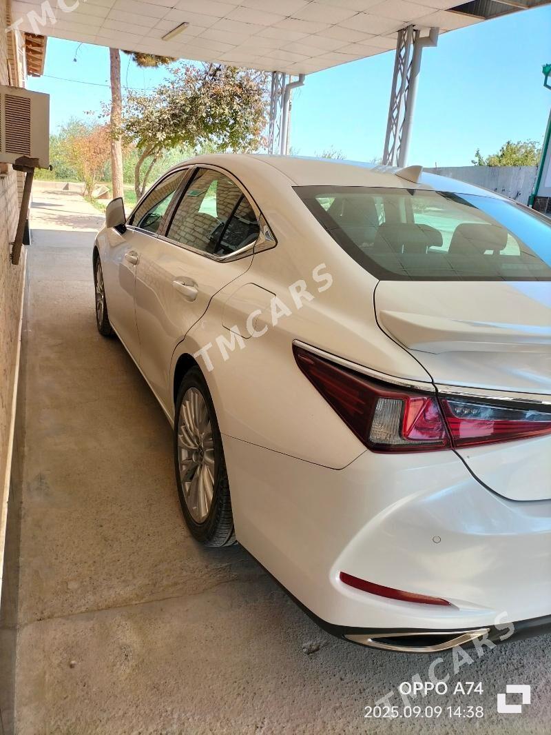 Lexus ES 350 2019 - 590 000 TMT - Чарджоу - img 9