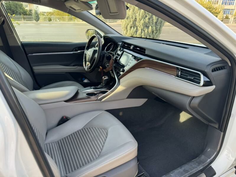 Toyota Camry 2018 - 285 000 TMT - Ашхабад - img 9